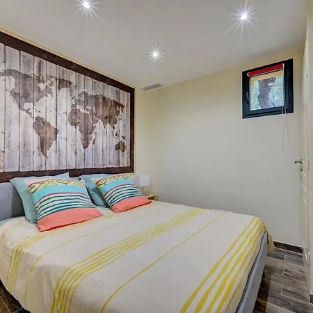 Calme Et Collines Holiday home